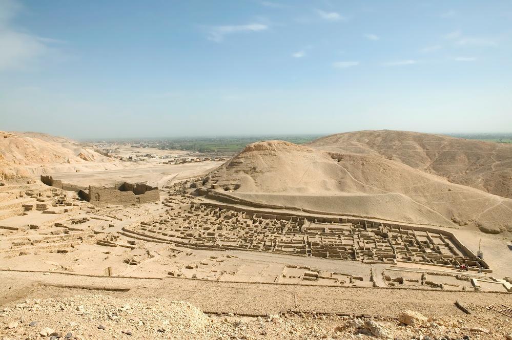 Brown_Valley of the Kings_Deir el-Medina_Week 4.jpg