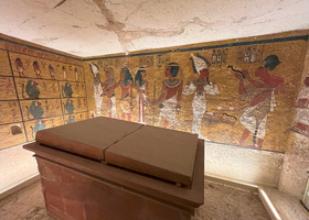 25 11 29_Brown_These Thy Libations, Osiris_Tutankhamun's tomb