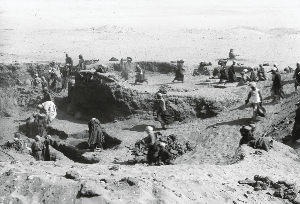 Raey_Labour and Everyday Life at Abydos_Lantern Slide_AB.LS.3.002.jpg