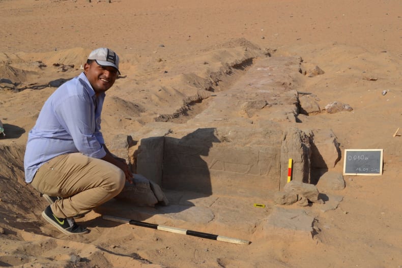 Happy faces all around when the eastern extension of the causeway of Sarenput I was discovered. We want to thank Mohamed Abd el-Raziq from