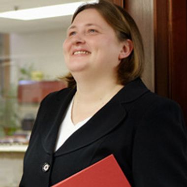 Dr Christina Geisen