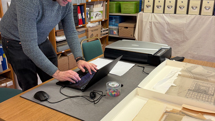 Alarcón Robledo_Digitising Decades of Discovery under Walter B. Emery_Sergio working