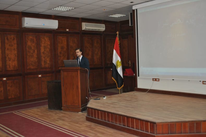 7A0A-GetImage.jpg