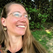 Suzanne Arnold