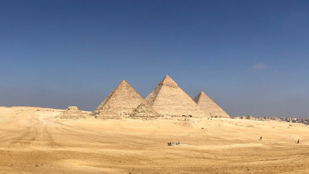 Giza - panorama.jpg