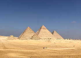 Giza - panorama.jpg