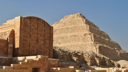 Saqqara_Step Pyramid.jpg