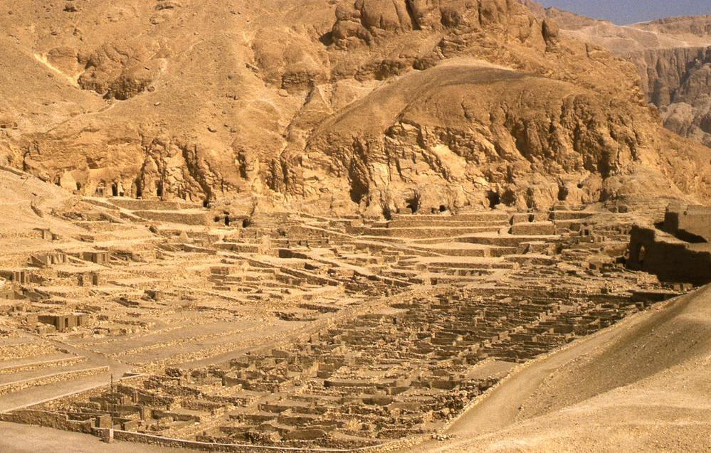 Naeser_Life and Death at New Kingdom Deir el-Medina_Village