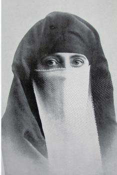 25 11 04_BILNAS_Goudie_Rosita Forbes in disguise