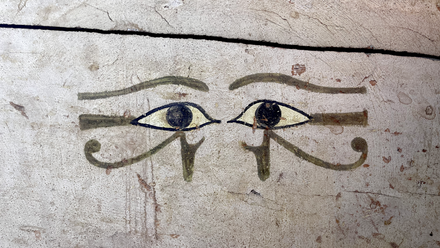 Project Amunet_GEM 72340_Wooden coffin eye panel