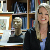 Dr Stephanie Boonstra